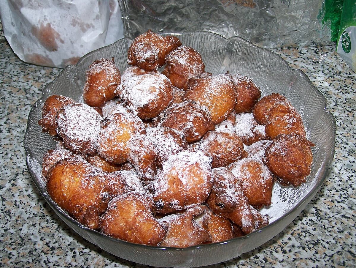 Buñuelo, postre de la cocina catalana