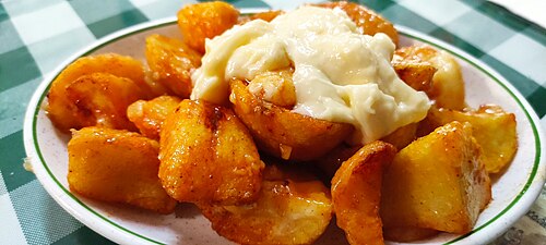 Patatas bravas, entrante