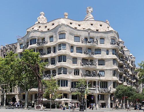 Casa Milà, Barcelonès